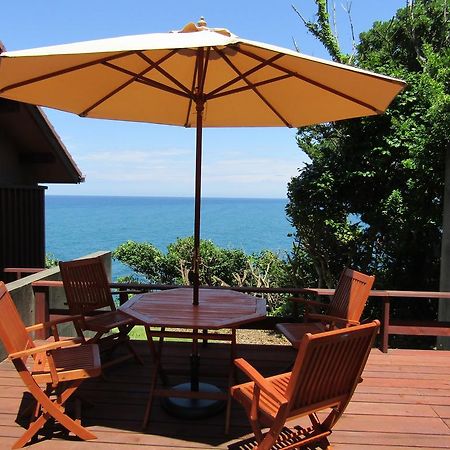 Umitsubaki Hayama Hotel Asaragi Buitenkant foto