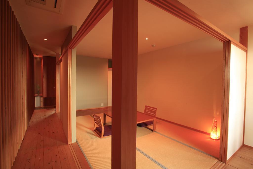 Umitsubaki Hayama Hotel Asaragi Buitenkant foto