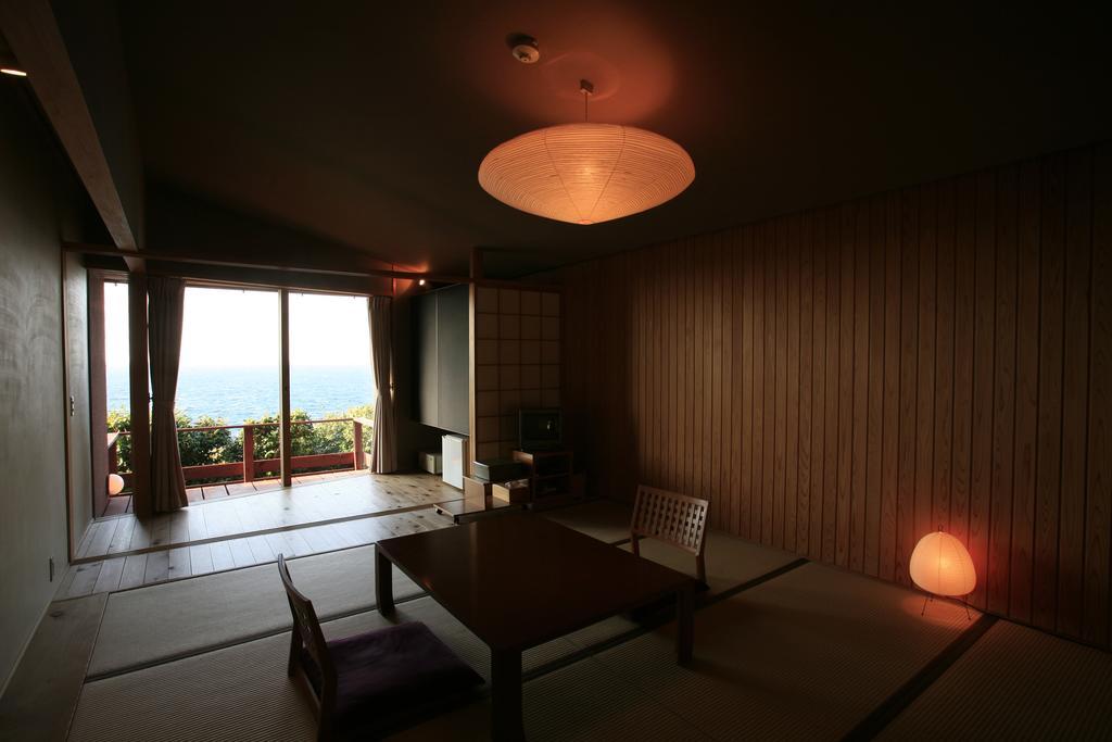 Umitsubaki Hayama Hotel Asaragi Kamer foto