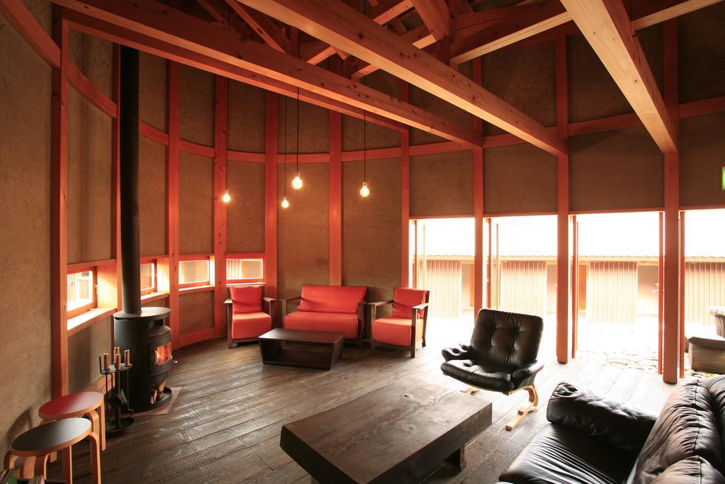 Umitsubaki Hayama Hotel Asaragi Buitenkant foto