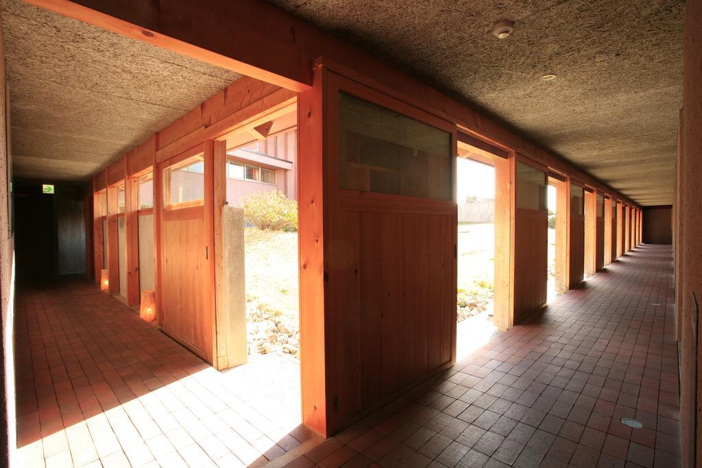 Umitsubaki Hayama Hotel Asaragi Buitenkant foto